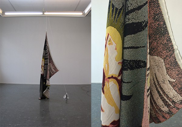 Propaganda (nr. 2). 2014. Installation. Uldgarn, flagstangssnor, lod. 100 x 250 x 30 cm.