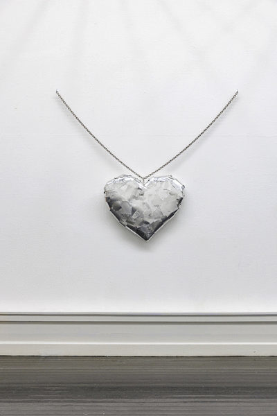 Kunstner: Vilje Celin Kern Vestenfor, Titel: Armouring.